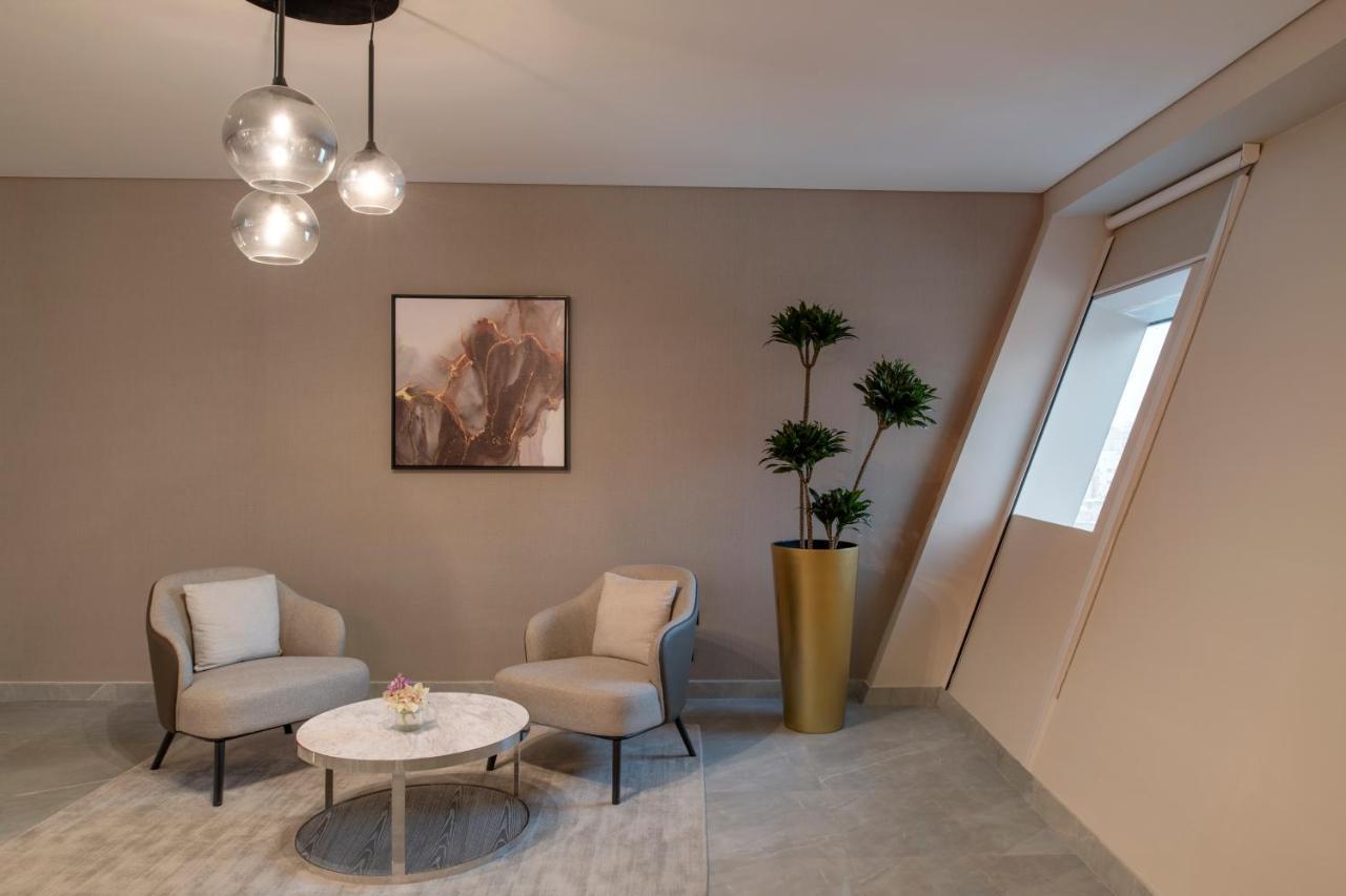 Steigenberger Residence 多哈 外观 照片 A staged living room