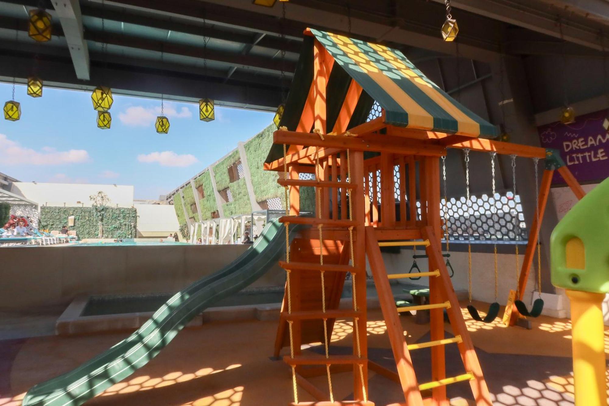 Steigenberger Residence 多哈 外观 照片 Playground at the hotel